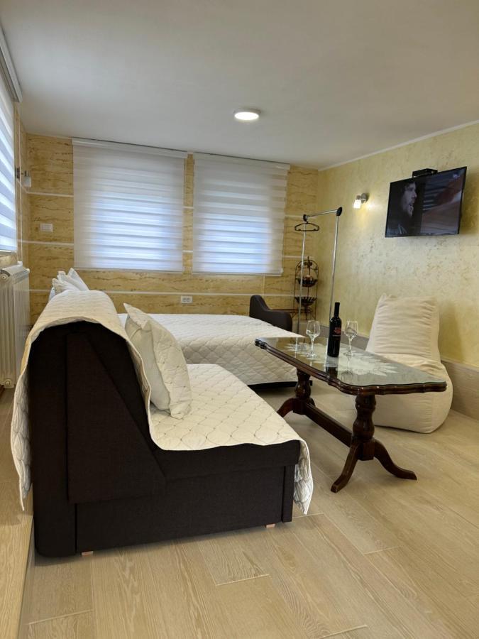 Pejovic Apartmani モイコヴァツ エクステリア 写真