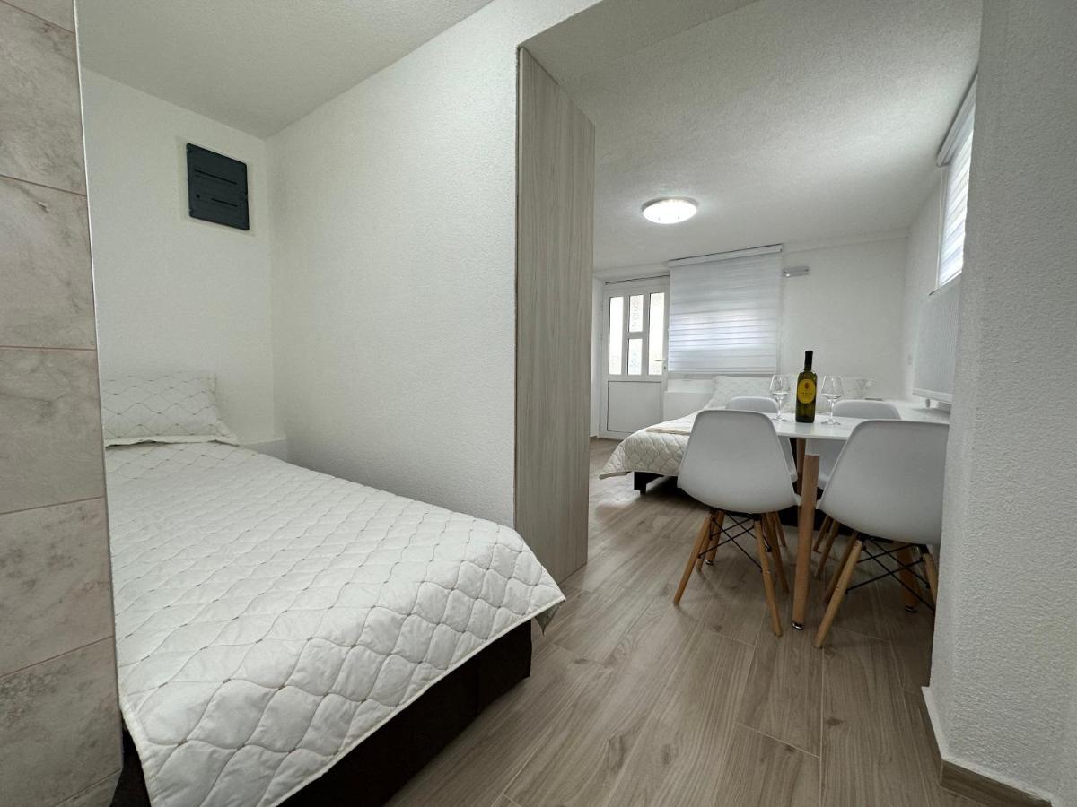 Pejovic Apartmani モイコヴァツ エクステリア 写真